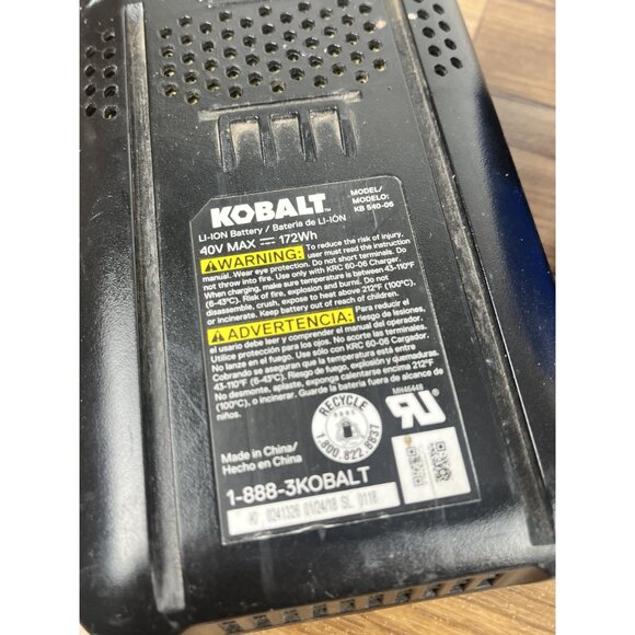 Kobalt 40V MAX Extended Run 5.0Ah Li-Ion Battery KB 540-06 With Charger Tested - Picture 7 of 8